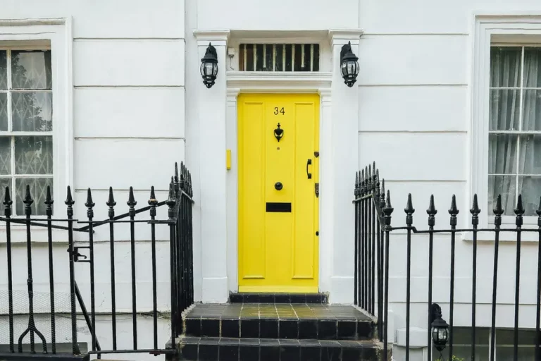 How to Replace Your Front Door Without a New Frame: A Guide